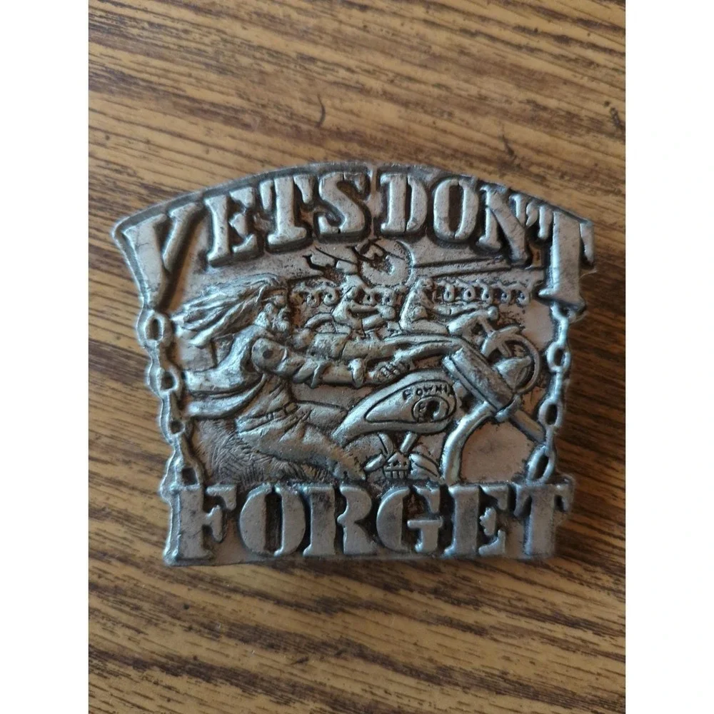 New Hot Leathers Vets Don't Forget Metal Silver Tone Belt Buckle‎ 2.75
